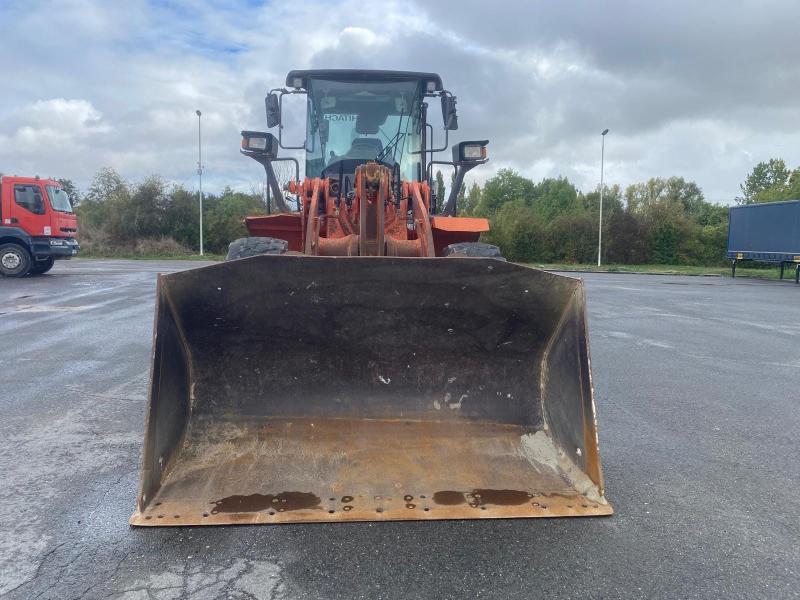 Hitachi ZW180 thumbnail 2